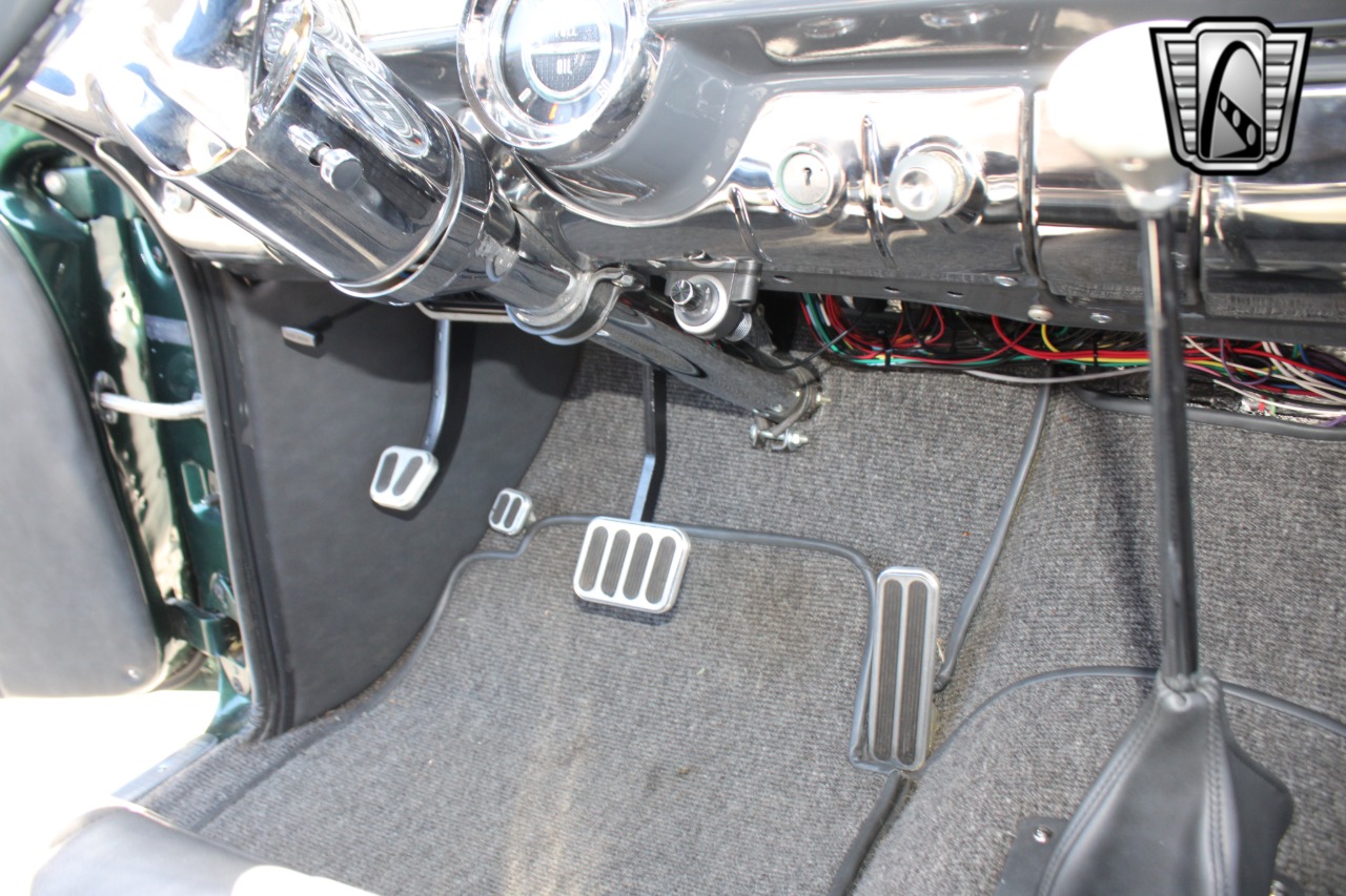 1957 Pontiac Chieftain 91