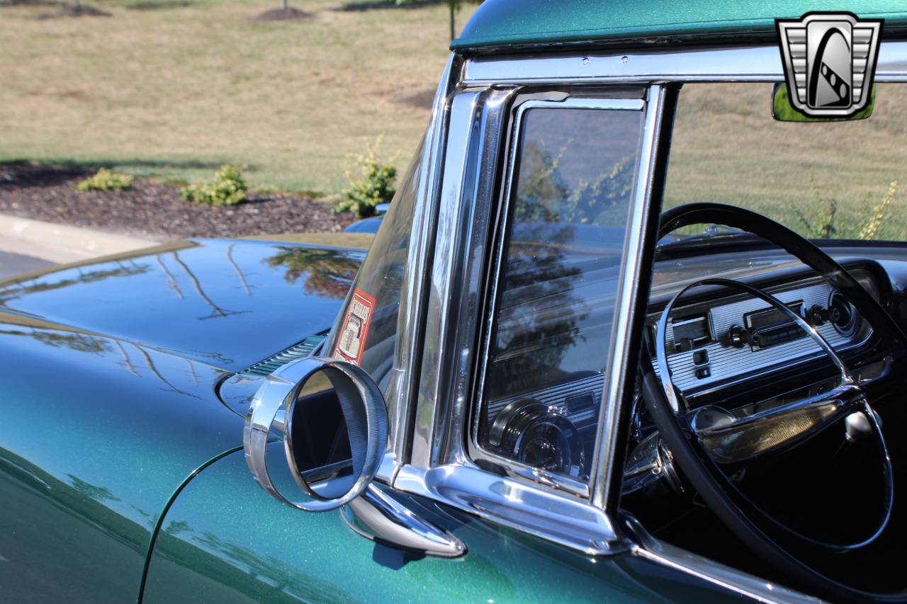 1957 Pontiac Chieftain 75