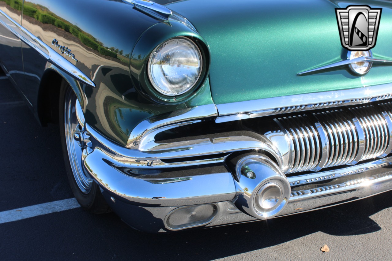 1957 Pontiac Chieftain 12