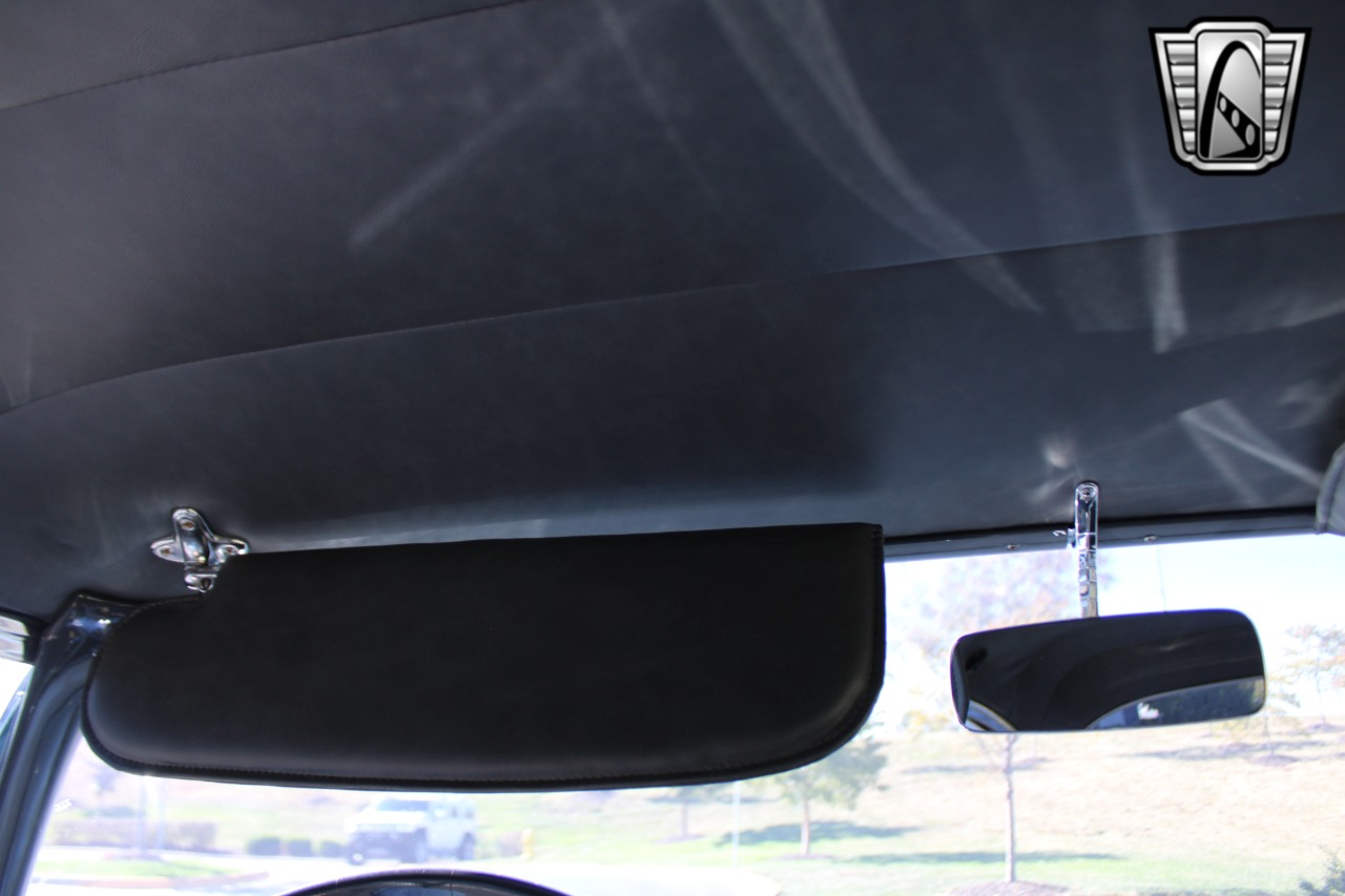 1957 Pontiac Chieftain 98