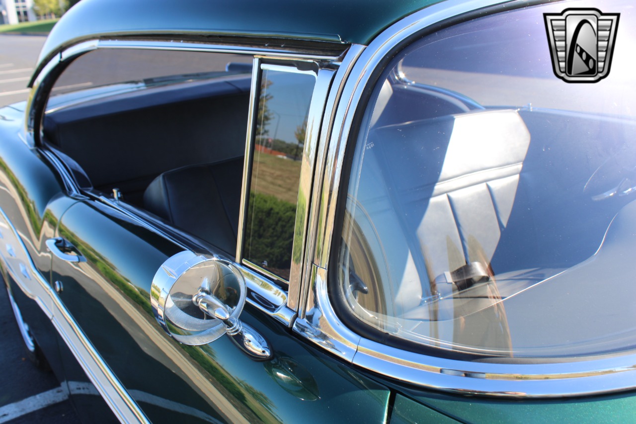 1957 Pontiac Chieftain 60