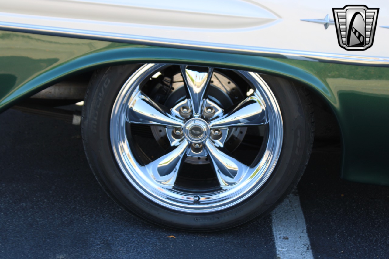 1957 Pontiac Chieftain 28