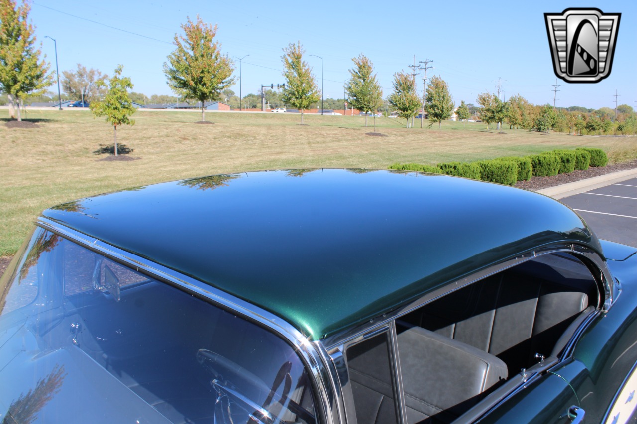 1957 Pontiac Chieftain 65