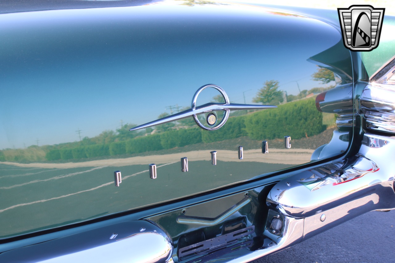 1957 Pontiac Chieftain 68