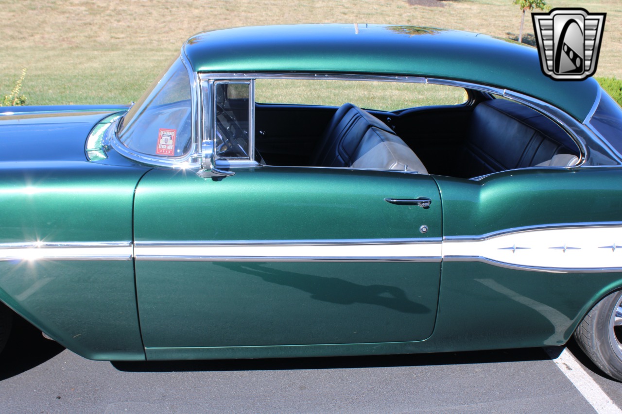 1957 Pontiac Chieftain 47