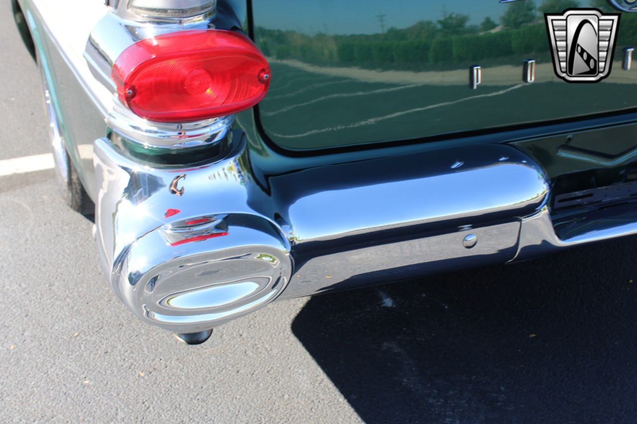 1957 Pontiac Chieftain 69