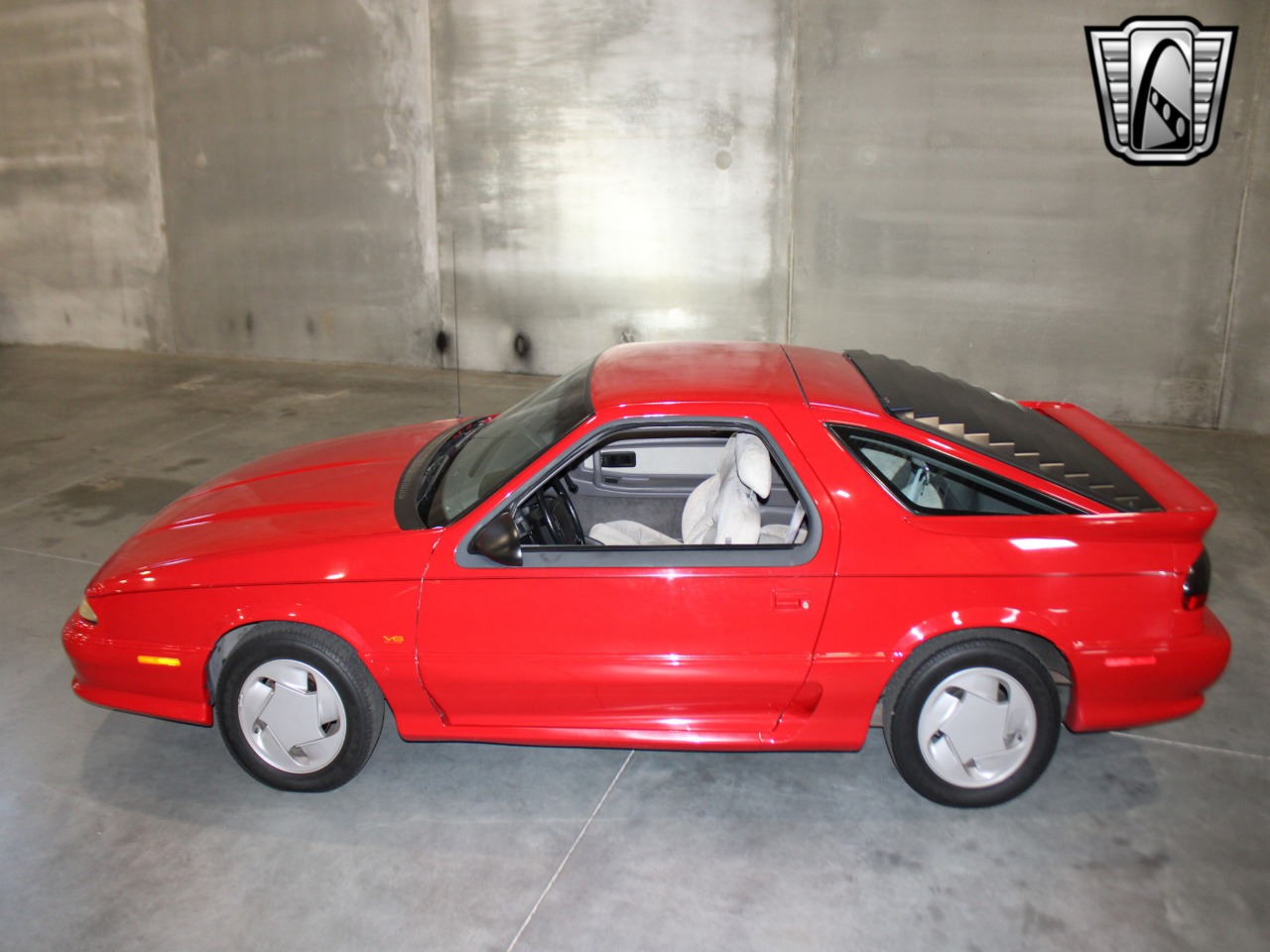 1993 Dodge Daytona 33