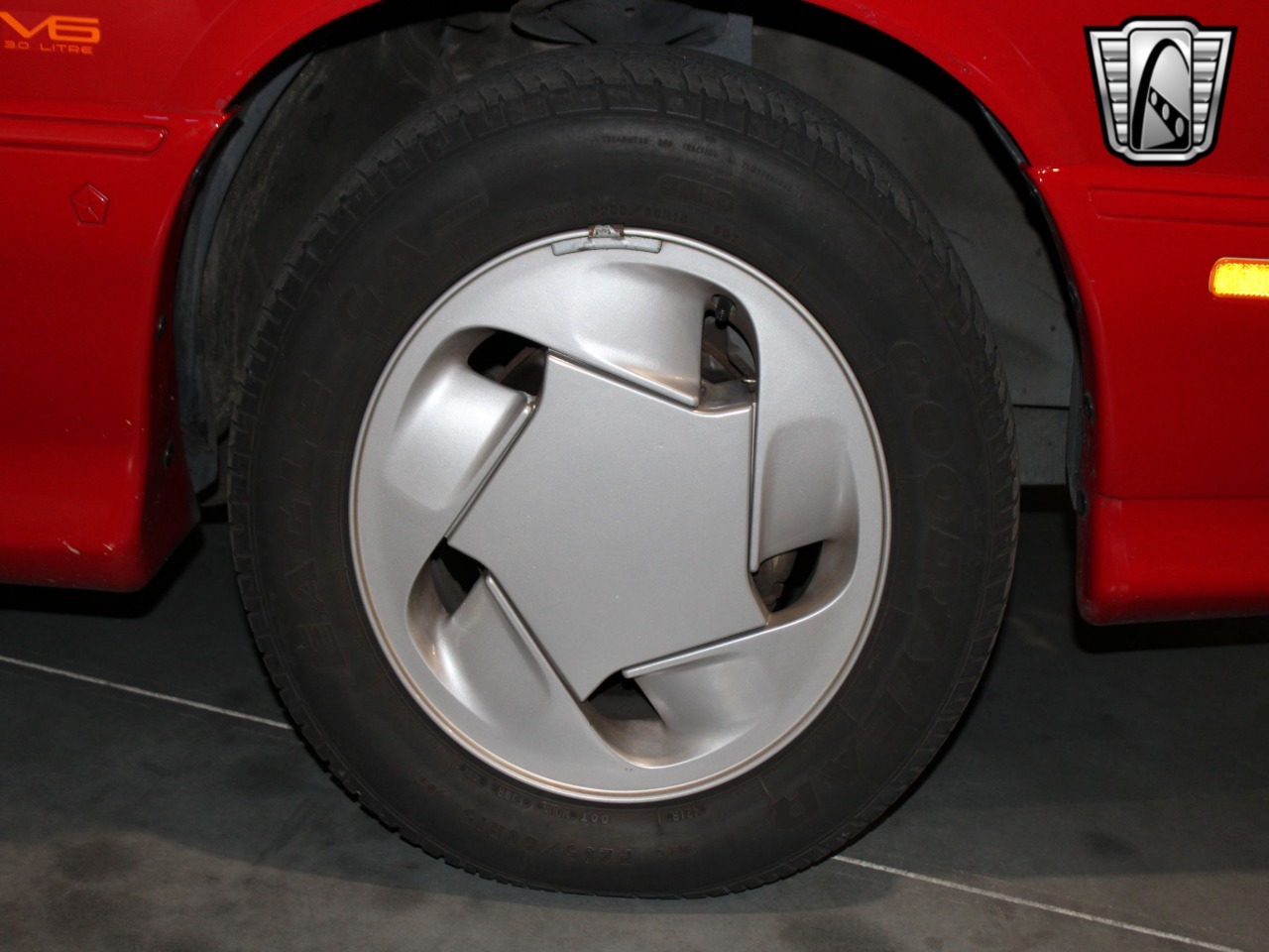 1993 Dodge Daytona 30