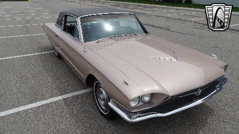 1966 Ford Thunderbird image 5
