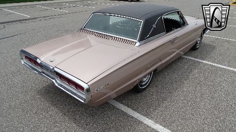 1966 Ford Thunderbird image 11