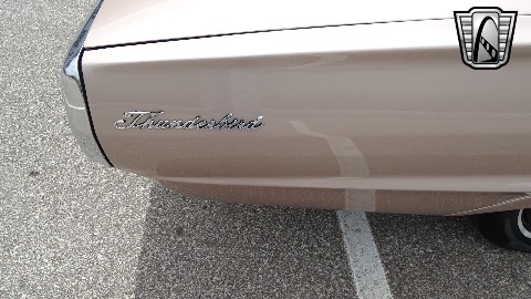 1966 Ford Thunderbird image 90