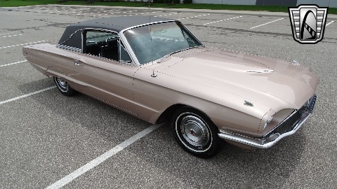 1966 Ford Thunderbird image 13