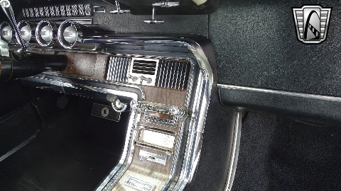 1966 Ford Thunderbird image 118