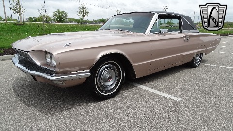 1966 Ford Thunderbird image 15