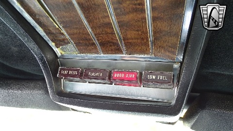 1966 Ford Thunderbird image 119