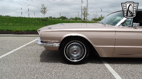 1966 Ford Thunderbird image 42