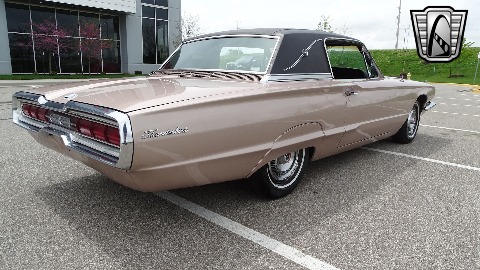1966 Ford Thunderbird image 19