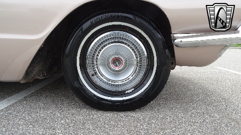 1966 Ford Thunderbird image 149