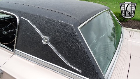 1966 Ford Thunderbird image 98