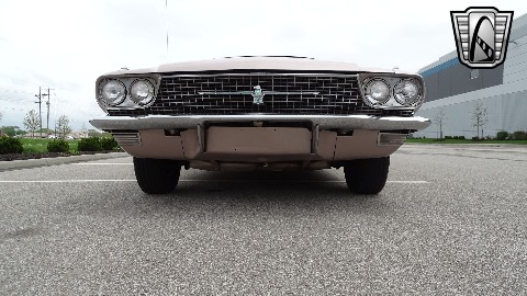 1966 Ford Thunderbird image 22