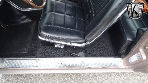 1966 Ford Thunderbird image 128