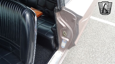 1966 Ford Thunderbird image 129