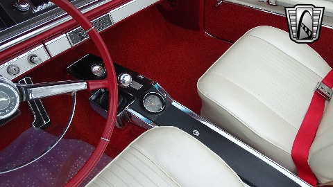 1965 Chevrolet Impala image 107