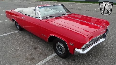 1965 Chevrolet Impala image 4
