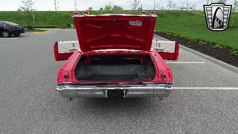 1965 Chevrolet Impala image 34