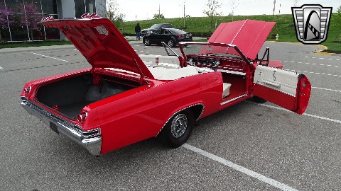 1965 Chevrolet Impala image 35