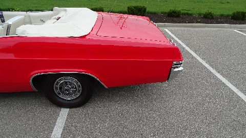 1965 Chevrolet Impala image 71