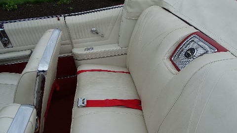 1965 Chevrolet Impala image 104