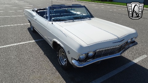 1965 Chevrolet Impala image 5