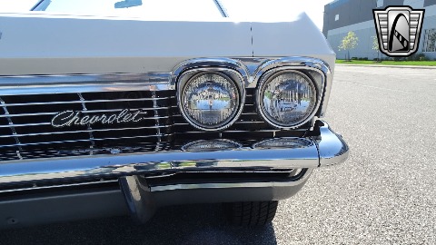 1965 Chevrolet Impala image 83