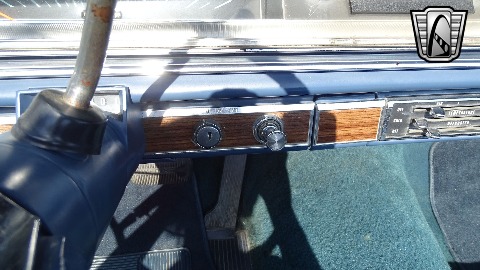 1965 Chevrolet Impala image 135