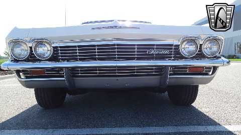 1965 Chevrolet Impala image 84