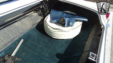 1965 Chevrolet Impala image 60