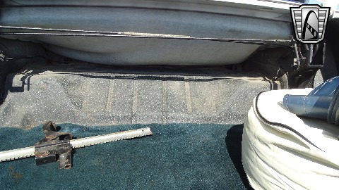 1965 Chevrolet Impala image 61