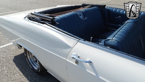 1965 Chevrolet Impala image 89