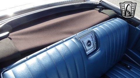 1965 Chevrolet Impala image 116