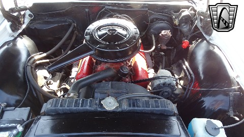 1965 Chevrolet Impala image 66