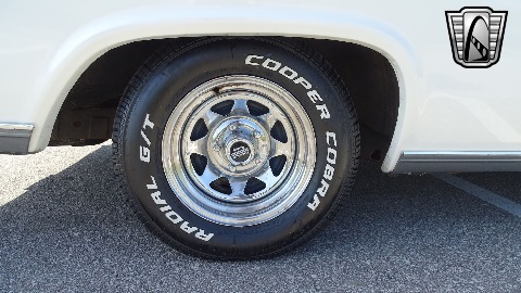 1965 Chevrolet Impala image 144