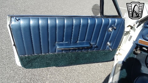 1965 Chevrolet Impala image 123