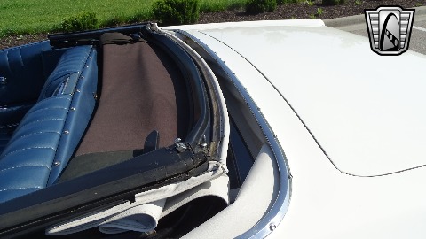 1965 Chevrolet Impala image 99