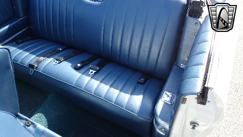 1965 Chevrolet Impala image 128