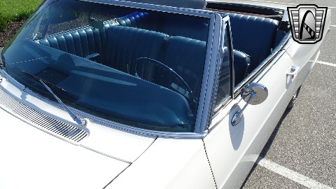 1965 Chevrolet Impala image 106