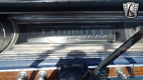 1965 Chevrolet Impala image 132