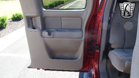 2001 GMC Sierra image 113
