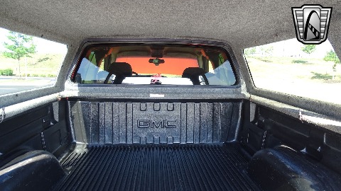 2001 GMC Sierra image 65