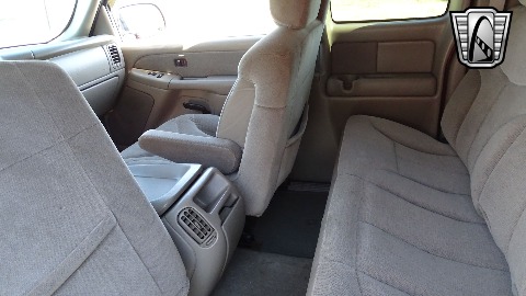 2001 GMC Sierra image 123